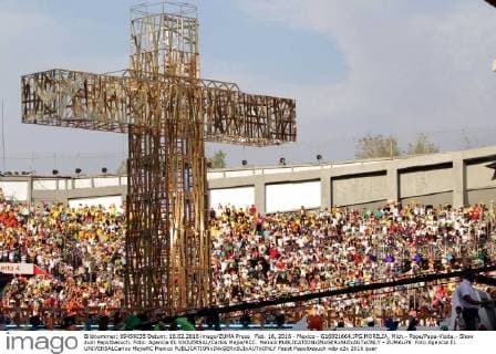 Feb. 16, 2016 - Mexico - G16021664.JPG.MORELIA, Mich.- Pope Papa-Visita.- Show zum Papstbesuch. Foto: Agencia EL UNIVERSAL Carlos Mejia RCC. Mexico  - ZUMAu78