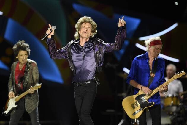 (160217) -- MONTEVIDEO, Feb. 16, 2016 -- British band The Rolling Stones perform during a concert in Montevideo, capital of Uruguay, on Feb. 16, 2016. According to local press, The Rolling Stones played for the first time in Uruguay as part of the America Latina Ole Tour 2016 . ) URUGUAY-MONTEVIDEO-MUSIC-THE ROLLING STONES NicolasxCelaya 