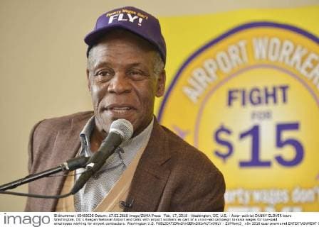 Feb. 17, 2016 - Washington, DC, U.S. - Actor-activist DANNY GLOVER tours Washington, DC s Reagan National Airport and talks with airport workers as part of a union-led campaign to raise wages for low-paid employees working for airport contractors. Washington U.S. - ZUMAmj3_