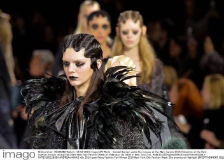 Kendall Jenner walks the runway at the Marc Jacobs 2016 Collection at the Park Avenue Armory during Fall 2016 New York Fashion Week on February 18, 2016 in New York City.  NYP20160218954 ANDREAxHANKS