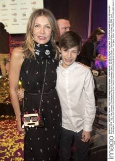 Ursula Karven mit Sohn Daniel Veres beim 99Fire-Films-Award 2016 im Rahmen der Berlinale 2016 66. Internationale Filmfestspiele Berlin im Admiralspalast. Berlin, 18.02.2016 Foto:xFredericx xFuturexImage