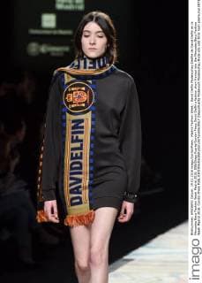 Madrid Fashion Week - David Delfin Modenschau Desfile de David Delfin en la Mercedes Benz Fashion Week Madrid 2016. 588 Diego Puerta Cordon Press David Delfin s fashion show framed into the Mercedes Benz Fashion Week Madrid 2016. Cordon Press  DiegoxPuerta
