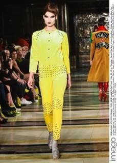 Feb. 19, 2016 - London, Covent Garden, United Kingdom - Model saunters down the runway wearing Pam Hogg s Autumn Winter 16 Collection at London Fashion Week 2016. London United Kingdom - ZUMAp133
