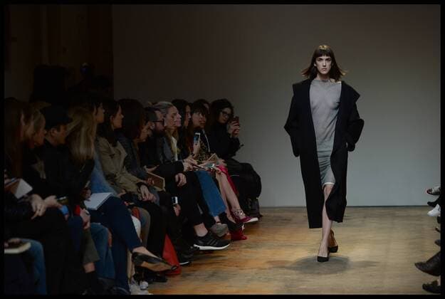 . 20 02 2016. London, United Kingdom. Barbara Casasola show at London Fashion Week A W 2016-Day Two. The Barbara Casasola Autumn Winter 2016, collection on day 2 of London Fashion Week.  xAndrewxParsonsx xi-Imagesx IIM-12009-0008