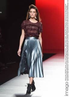 Madrid Fashion Week - Moises Nieto Modenschau Desfile de Moises Nieto Manemane en la Mercedes Benz Fashion Week Madrid 2016. 588 Diego Puerta Cordon Press Moises Nieto Manemane s fashion show framed into the Mercedes Benz Fashion Week Madrid 2016. Cordon Press  DiegoxPuerta