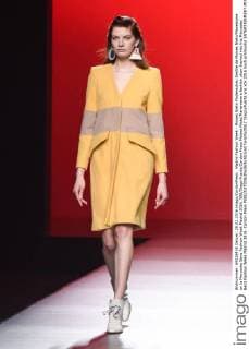 Madrid Fashion Week - Moises Nieto Modenschau Desfile de Moises Nieto Manemane en la Mercedes Benz Fashion Week Madrid 2016. 588 Diego Puerta Cordon Press Moises Nieto Manemane s fashion show framed into the Mercedes Benz Fashion Week Madrid 2016. Cordon Press  DiegoxPuerta