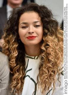 Feb. 20, 2016 - London, London, UK - ELLA EYRE attends the JASPER CONRAN Autumn Winter 2016 show. Models, buyers, celebrities and the stylish descend upon London Fashion Week for the Autumn Winters 2016 clothes collection shows. London, UK. London UK  - ZUMAl94_