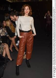 Silvia Alonso en el front row del desfile de Ana Locking en la Mercedes Benz Fashion Week Madrid 2016. 588 Diego Puerta Cordon Press Silvia Alonso at the front row of Ana Locking s fashion show framed into the Mercedes Benz Fashion Week Madrid 2016. Cordon Press  DiegoxPuerta
