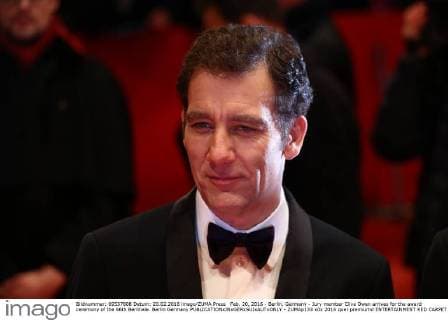 Feb. 20, 2016 - Berlin, Germany - Jury member Clive Owen arrives for the award ceremony of the 66th Berlinale. Berlin Germany - ZUMAp133