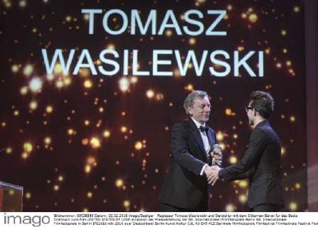 Regisseur Tomasz Wasilewski und Darsteller mit dem Silbernen Bären für das Beste Drehbuch zum Film UNITED STATES OF LOVE anlässlich der Preisverleihung der 66. Internationalen Filmfestspiele Berlin 66. Internationale Filmfestspiele in Berlin IFB2016