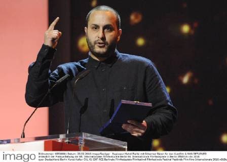 Regisseur Mahdi Fleifel mit Silbernen Bären für den Kurzfilm A MAN RETURNED anlässlich der Preisverleihung der 66. Internationalen Filmfestspiele Berlin 66. Internationale Filmfestspiele in Berlin IFB2016