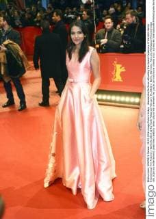 Alessandra De Rossi attending the Award Ceremony of the 66th Berlin International Film Festival Berlinale 2016 at Berlinale Palast on February 20, 2016 in Berlin, Germany. Foto:xC.xNiehausx xFuturexImage