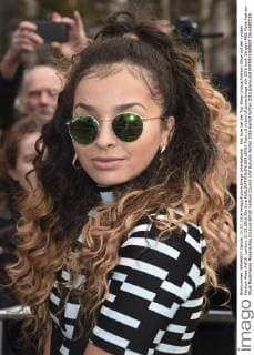 Ella Eyre bei der Top Shop Unique Fashion Show auf der London Fashion Week AW16. London, 21.02.2016 Ella Eyre  Foto:xS.xVasx xFuturexImage