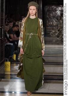 Feb. 21, 2016 - London, Covent Garden, United Kingdom - Model walks down the catwalk wearing Zaheer Abbas s Autumn Winter 2016 collection. London United Kingdom - ZUMAp133