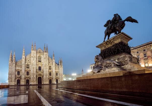 Italy, Milan, Milan Catherdal and monument of Vittorio Emanuele II  DAWF000409