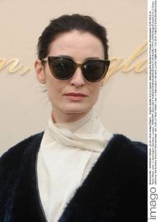 English model Erin O Connor attending the Burberry Prorsum Womenswear A W 2016 on West Albert Lawn in Kensington Gardens, London. FEBRUARY 22nd 2016  PTYx16459