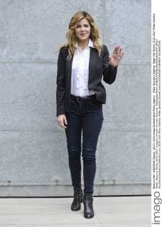 Milan Woman s Fashion Week Fall Winter 2016 2017 Milan Fashion Week, Autumn Winter 2016 2017. Emporio Armani Arrivals Pictured: Elisabetta Pellini  RiccardoxGiordanox xfotosicki
