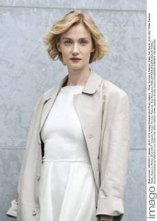 Milan Woman s Fashion Week Fall Winter 2016 2017 Milan Fashion Week, Autumn Winter 2016 2017. Emporio Armani Arrivals Pictured: Eva Riccobono  RiccardoxGiordanox xfotosicki