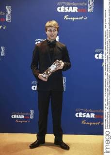 Cesar Preisverleihung in Paris - Preisträger Rod Paradot ( Cesar größte männliche Schauspiel-Hoffnung ) - 41. Preisverleihung Cesar, Photocall mit den Gewinnern, Fouquets, Paris Frankreich - 26 02 2016 GwendolineLeGoff Panoramic 