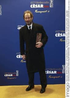 Cesar Preisverleihung in Paris - Preisträger Vincent Landon ( Cesar bester Schauspieler, Film La Loi du Marche ) - 41. Preisverleihung Cesar, Photocall mit den Gewinnern, Fouquets, Paris Frankreich - 26 02 2016 GwendolineLeGoff Panoramic 