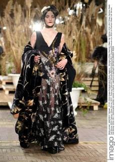 Woman s Milan Fashion Week Fall Winter 2016 2017 Milan Fashion Week Fall Winter 2016 Fashion Show Marras 2017. Pictured  SimonaxChioccia
