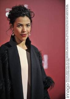 205240 Arnal-De Rosa Starface 2016-02-26 Paris France 41eme ceremonie des Cesar au theatre du Chatelet. Arrivees Hanrot, Zita  Copyright: xArnal-DexRosax xStarfacex STAR_205240_021