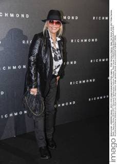 Milan Woman s Fashion Week Fall Winter 2016 2017 Milan Fashion Week, Autumn Winter 2016 2017. Richmond Fashionshow frontrow Pictured: Mara Venier  RiccardoxGiordanox xfotosicki