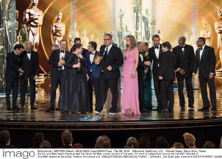 Feb 28, 2016 - Hollywood, California, U.S. - Michael Sugar, Steve Golin, Nicole Rocklin and Blye Pagon Faust accept the Oscar for Best motion picture of the year, for work on œSpotlight during the live ABC Telecast of The 88th Oscars at the Dolby Theatre. Hollywood U.S. - ZUMAz03_