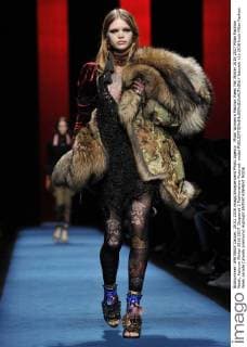 Milan Woman s Fashion Week Fall Winter 2016 2017 Milan Fashion Week, Autumn Winter 2016 2017. Dsquared 2 Fashionshow Pictured: model  fotosicki