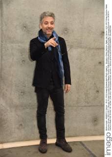Woman s Milan Fashion Week Fall Winter 2016 2017 Milan Fashion Week Autumn Winter 2016 2017. Giorgio Armani Arrivals Pictured Beppe Fiorello  SimonaxChioccia