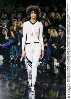 Paris Men s Fashion Week - Courreges Modenschau 205350 Marineau Starface 2016-03-02 Paris France Fashion week ready to wear AW 2016. Defile de mode pret a porter printemps ete 2016. Courrèges. Editorial use only  Copyright: xMarineaux STAR_205350_003