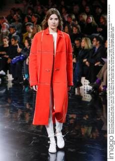 Paris Men s Fashion Week - Courreges Modenschau 205350 Marineau Starface 2016-03-02 Paris France Fashion week ready to wear AW 2016. Defile de mode pret a porter printemps ete 2016. Courrèges. Editorial use only  Copyright: xMarineaux STAR_205350_008