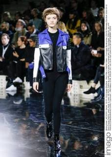 Paris Men s Fashion Week - Courreges Modenschau 205350 Marineau Starface 2016-03-02 Paris France Fashion week ready to wear AW 2016. Defile de mode pret a porter printemps ete 2016. Courrèges. Editorial use only  Copyright: xMarineaux STAR_205350_017