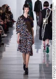 Paris Fashion Week - Maison Margiela Modenschau 205356 Marineau Starface 2016-03-02 Paris France Maison Margiela Fashion week ready to wear AW 2016. Defile de mode pret a porter printemps ete 2016. Maison Margiela. Editorial use only  Copyright: xMarineaux STAR_205356_041