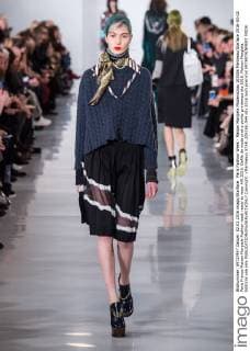 Paris Fashion Week - Maison Margiela Modenschau 205356 Marineau Starface 2016-03-02 Paris France Maison Margiela Fashion week ready to wear AW 2016. Defile de mode pret a porter printemps ete 2016. Maison Margiela. Editorial use only  Copyright: xMarineaux STAR_205356_044