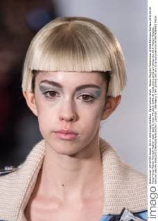 Paris Fashion Week - Maison Margiela Modenschau 205356 Marineau Starface 2016-03-02 Paris France Maison Margiela Fashion week ready to wear AW 2016. Defile de mode pret a porter printemps ete 2016. Maison Margiela. Editorial use only  Copyright: xMarineaux STAR_205356_047