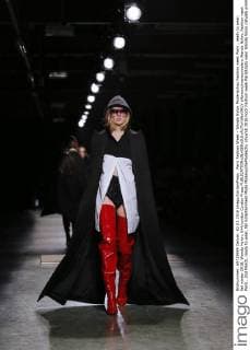 Paris Fashion Week - Wanda Nylon Modenschau Fashion week Paris , ready to wear, fall winter 2016, Wanda Nylon, 644 cordon Cordon Press  alfonsoxjimenezxvalero Wanda Nylon, Fashion week Paris , 2nd March, ready to wear, fall