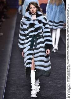 Mailand Fashion Week - Fendi Modenschau . Pics filed 03 03 2016. Milan, Italy. Fendi show at Milan Fashion Week A W 2016. Picture i-Images  xi-Imagesx IIM-12096-0015