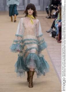 Paris Fashion Week - Chloe Modenschau 205392 Marineau Starface 2016-03-03 Paris France Fashion week ready to wear AW 2016. Defile de mode pret a porter automne hiver 2016.Chloe. Chloé , autumn-winter 2016 Paris, France Editorial use only _sans_perso  Copyright: xMarineaux STAR_205392_030