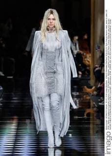 205420 Marineau Starface 2016-03-03 Paris France Fashion week ready to wear AW 2016. Defile de mode pret a porter automne hiver 2016.Balmain. Balmain , autumn-winter 2016 Paris, France Editorial use only Jenner, Kendall  Copyright: xMarineaux STAR_205420_001