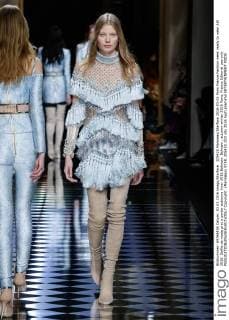 205420 Marineau Starface 2016-03-03 Paris France Fashion week ready to wear AW 2016. Defile de mode pret a porter automne hiver 2016.Balmain. Balmain , autumn-winter 2016 Paris, France Editorial use only  Copyright: xMarineaux STAR_205420_023