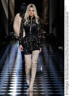 205420 Marineau Starface 2016-03-03 Paris France Fashion week ready to wear AW 2016. Defile de mode pret a porter automne hiver 2016.Balmain. Balmain , autumn-winter 2016 Paris, France Editorial use only Jenner, Kendall  Copyright: xMarineaux STAR_205420_070