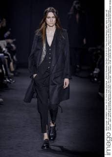 205428 Marineau Starface 2016-03-03 Paris France Fashion week ready to wear AW 2016. Defile de mode pret a porter automne hiver 2016. Ann Demeulemeester. Ann Demeulemeester, autumn-winter 2016 Paris, France Editorial use only _sans_perso  Copyright: xMarineaux STAR_205428_004