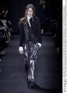 205428 Marineau Starface 2016-03-03 Paris France Fashion week ready to wear AW 2016. Defile de mode pret a porter automne hiver 2016. Ann Demeulemeester. Ann Demeulemeester, autumn-winter 2016 Paris, France Editorial use only _sans_perso  Copyright: xMarineaux STAR_205428_008