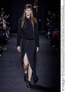 205428 Marineau Starface 2016-03-03 Paris France Fashion week ready to wear AW 2016. Defile de mode pret a porter automne hiver 2016. Ann Demeulemeester. Ann Demeulemeester, autumn-winter 2016 Paris, France Editorial use only _sans_perso  Copyright: xMarineaux STAR_205428_016
