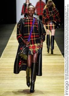 205430 Marineau Starface 2016-03-03 Paris France Fashion week ready to wear AW 2016. Defile de mode pret a porter automne hiver 2016.Barbara Bui. Barbara Bui, autumn-winter 2016 Paris, France Editorial use only _sans_perso  Copyright: xMarineaux STAR_205430_009