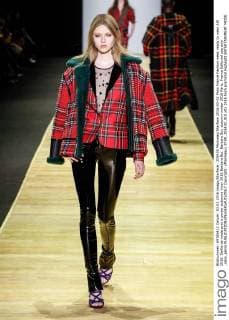205430 Marineau Starface 2016-03-03 Paris France Fashion week ready to wear AW 2016. Defile de mode pret a porter automne hiver 2016.Barbara Bui. Barbara Bui, autumn-winter 2016 Paris, France Editorial use only _sans_perso  Copyright: xMarineaux STAR_205430_010