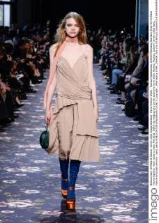 Paris Fashion Week - Rochas Modenschau 205434 Marineau Starface 2016-03-03 Paris France Fashion week ready to wear AW 2016. Defile de mode pret a porter automne hiver 2016. Rochas. Rochas, autumn-winter 2016 Paris, France Editorial use only _sans_perso  Copyright: xMarineaux STAR_205434_005