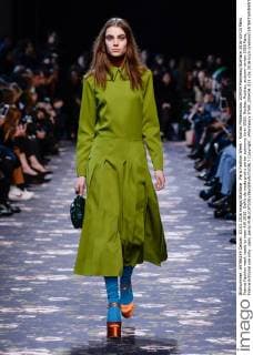 Paris Fashion Week - Rochas Modenschau 205434 Marineau Starface 2016-03-03 Paris France Fashion week ready to wear AW 2016. Defile de mode pret a porter automne hiver 2016. Rochas. Rochas, autumn-winter 2016 Paris, France Editorial use only _sans_perso  Copyright: xMarineaux STAR_205434_015