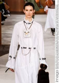Paris Fashion Week - Loewe Modenschau 205440 Marineau Starface 2016-03-04 Paris France Fashion week ready to wear AW 2016. Defile de mode pret a porter automne hiver 2016. Loewe. Loewe , autumn-winter 2016 Paris, France Editorial use only _sans_perso  Copyright: xMarineaux STAR_205440_007